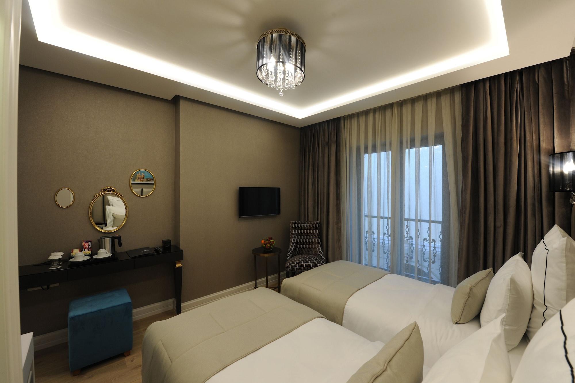 Le Petit Palace Hotel - Special Category Istanbul Ngoại thất bức ảnh