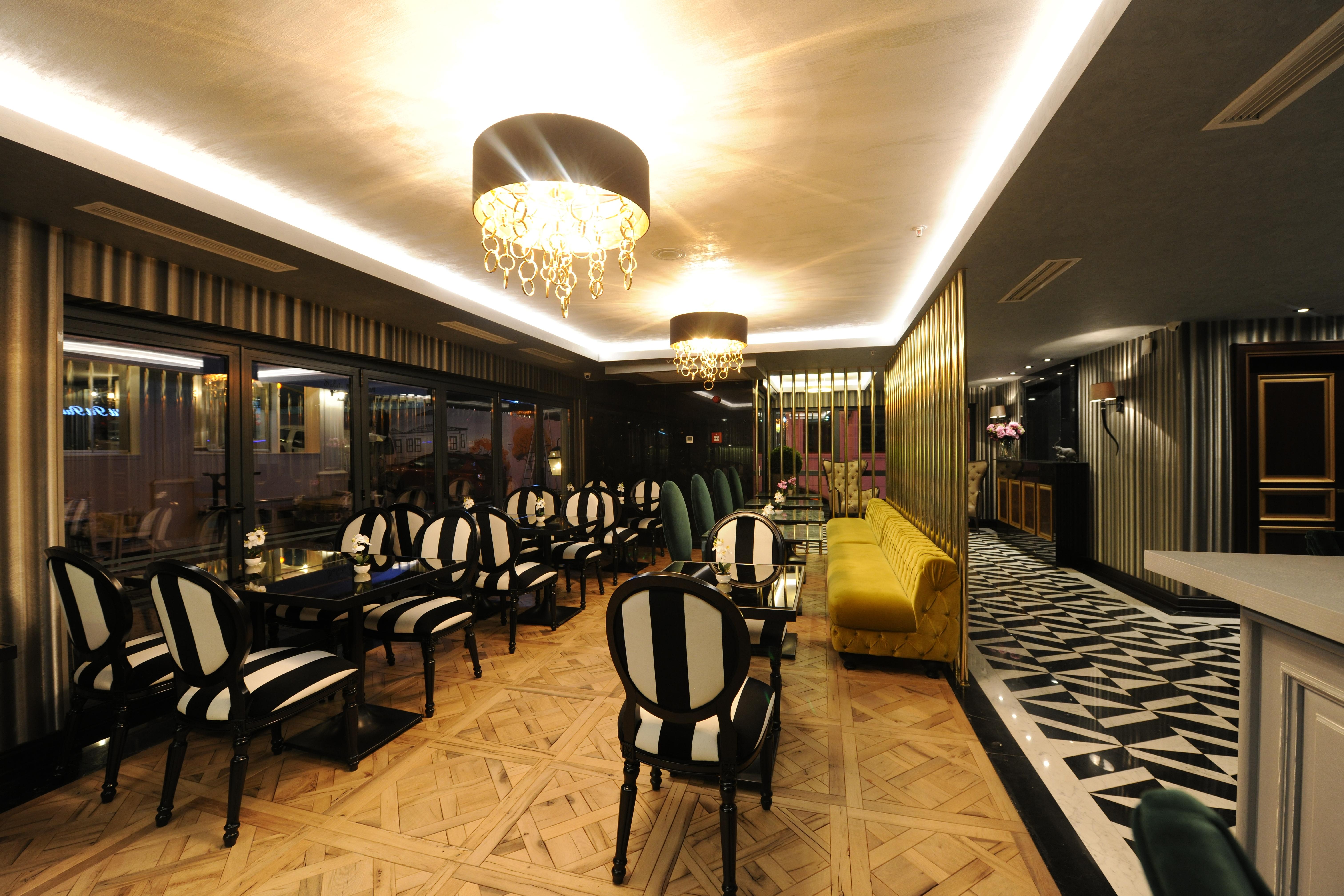 Le Petit Palace Hotel - Special Category Istanbul Ngoại thất bức ảnh