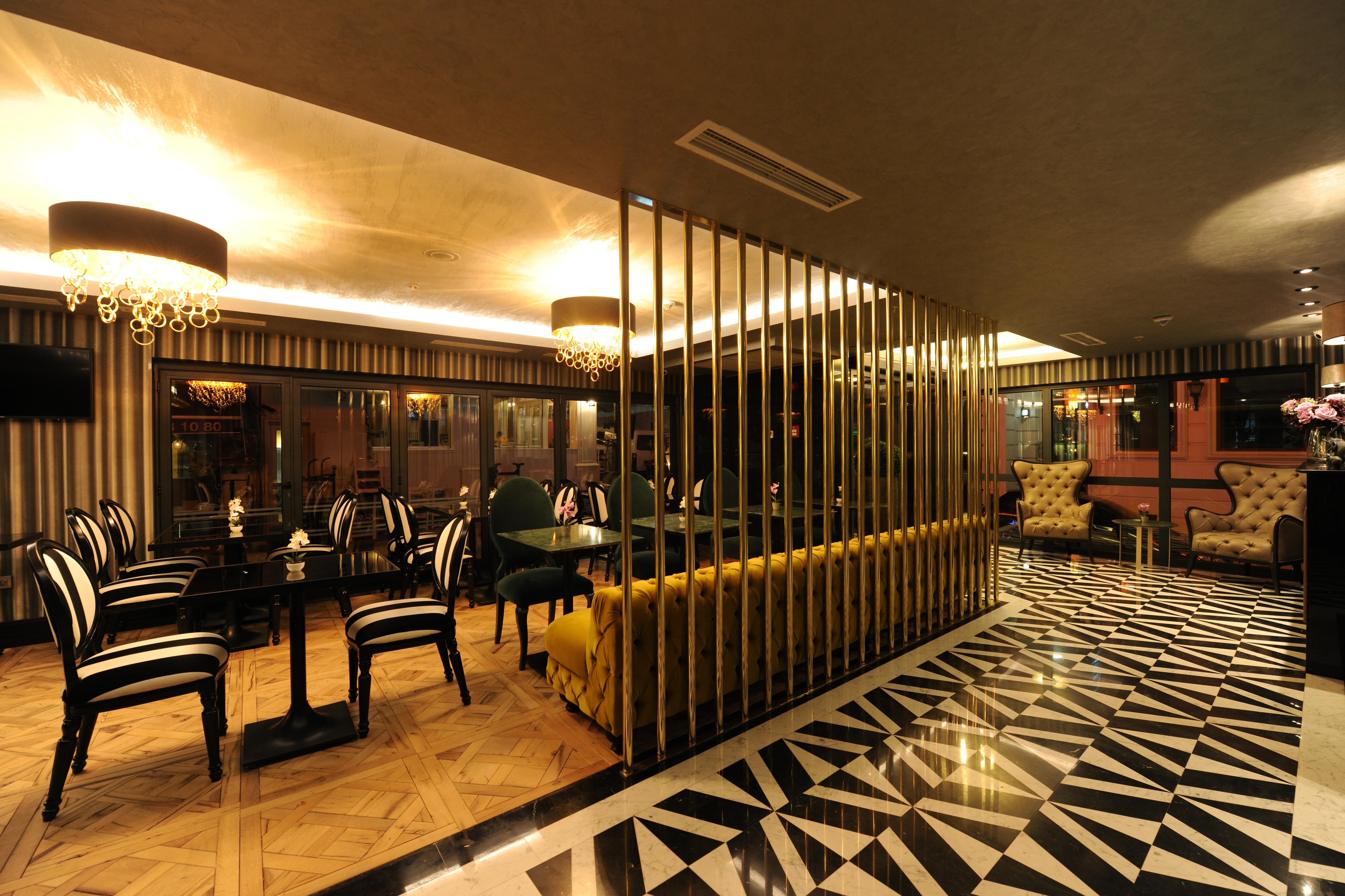 Le Petit Palace Hotel - Special Category Istanbul Ngoại thất bức ảnh