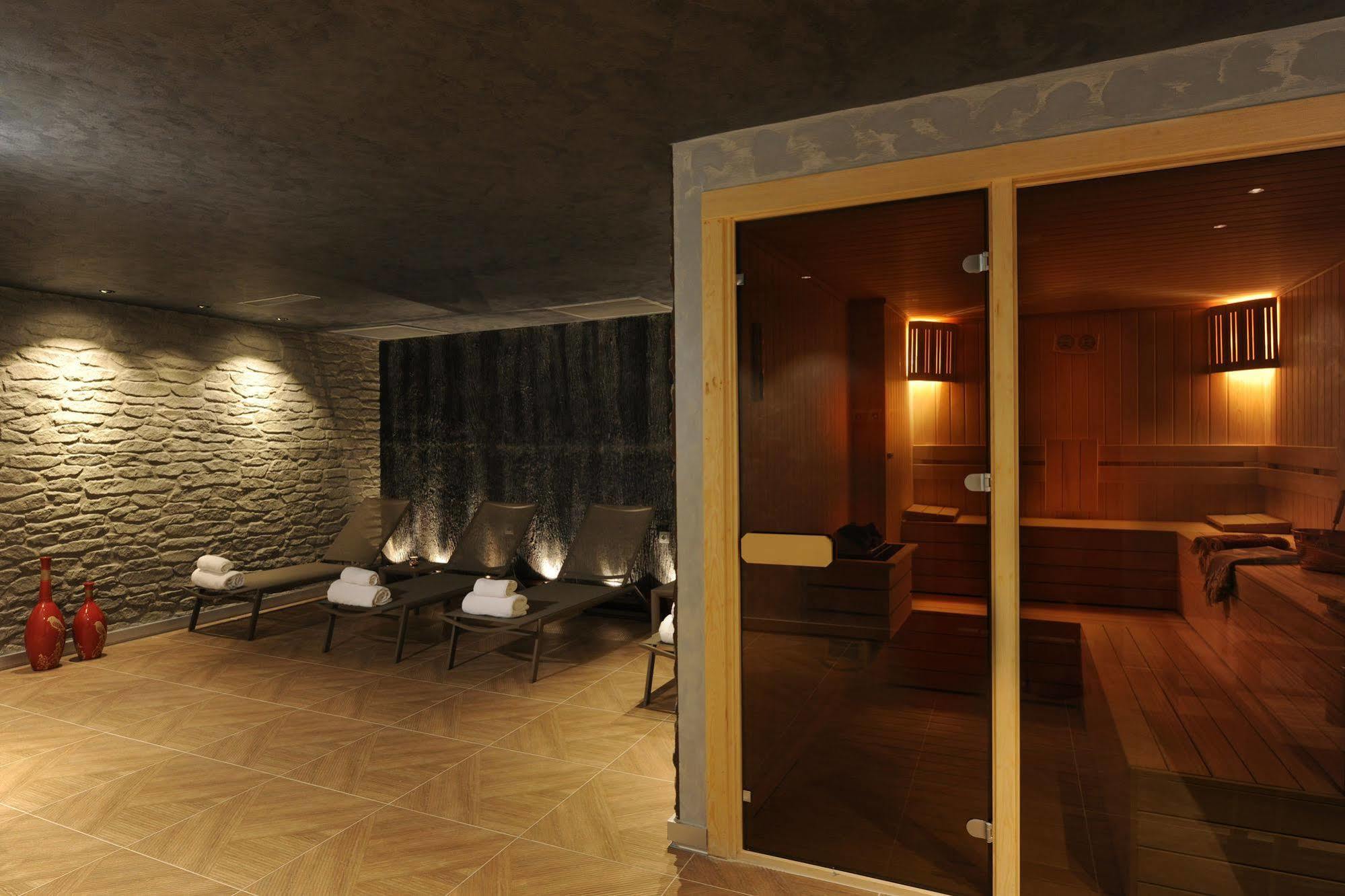 Le Petit Palace Hotel - Special Category Istanbul Ngoại thất bức ảnh